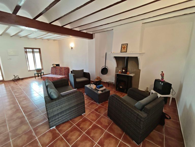 Property thumbnail 9