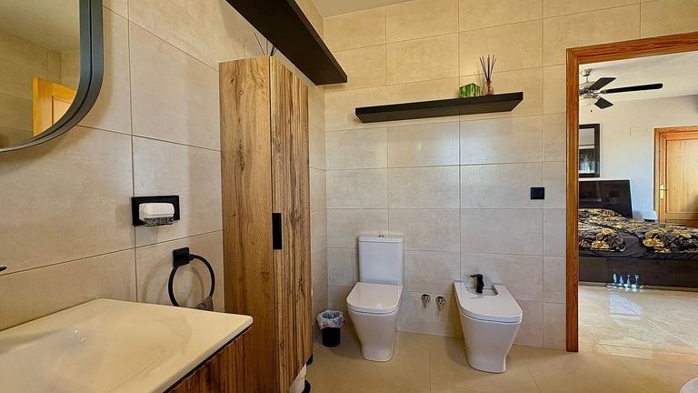 Property thumbnail 48