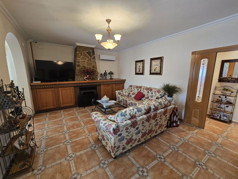 Property thumbnail 7