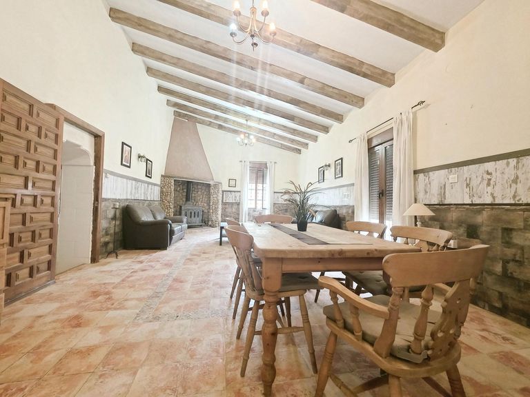 Property thumbnail 23