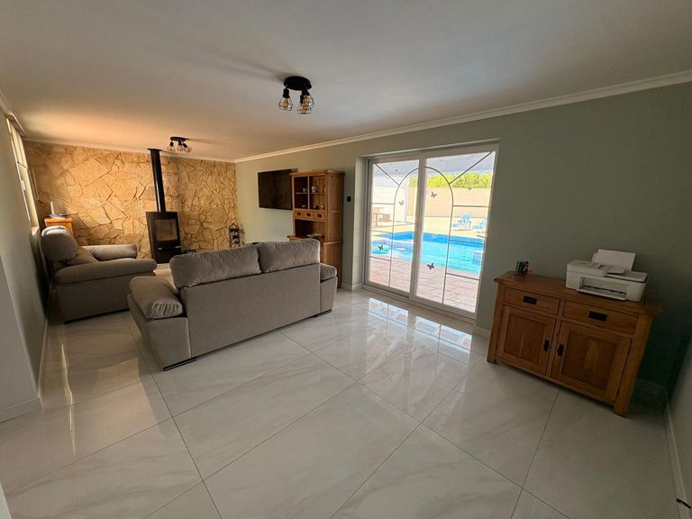 Property thumbnail 40