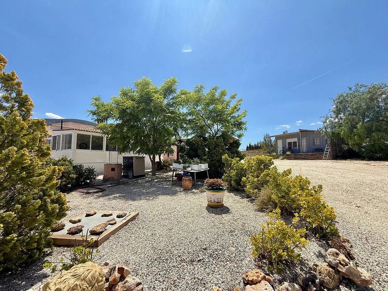 Property thumbnail 3