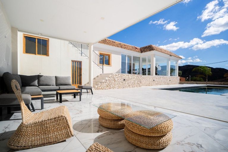 Property thumbnail 7