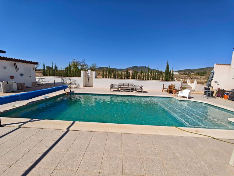 Property thumbnail 40