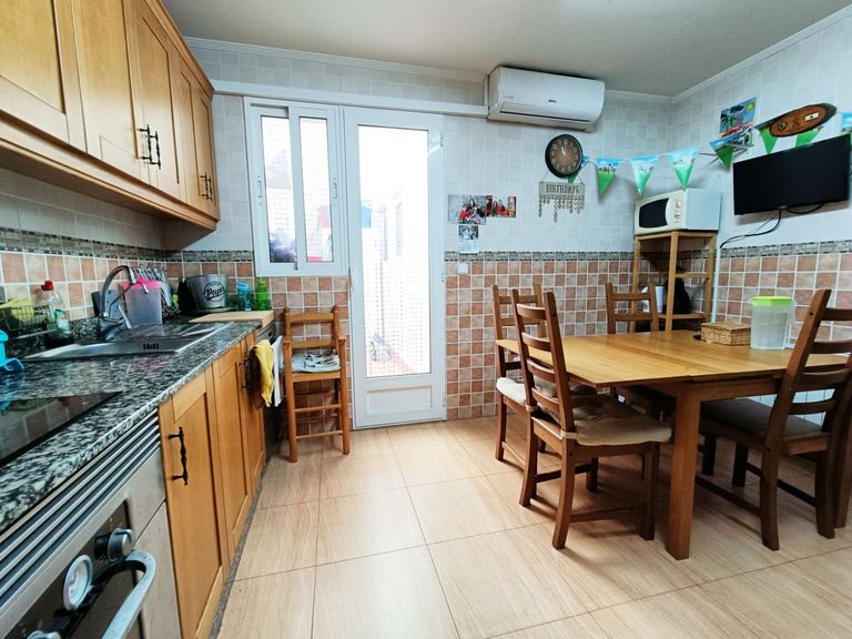 Property thumbnail 8