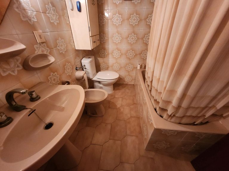 Property thumbnail 36