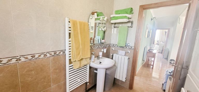 Property thumbnail 36
