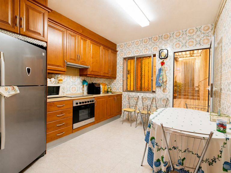 Property thumbnail 11
