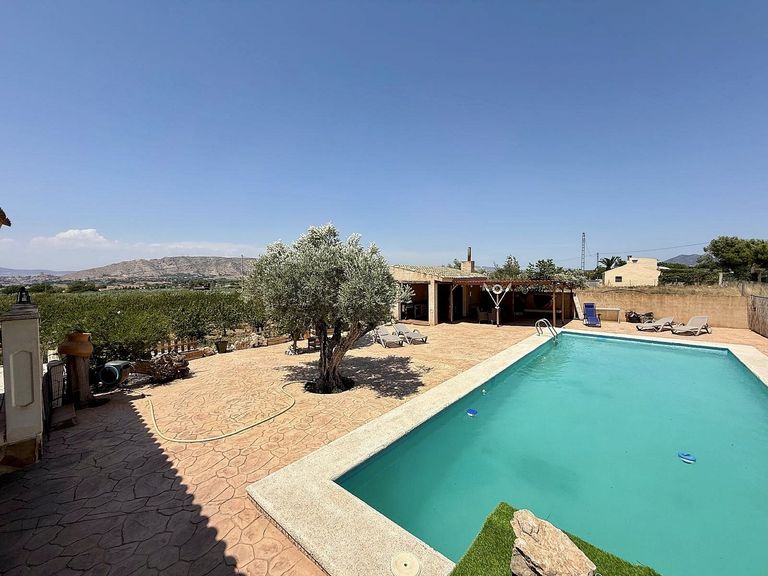 Property thumbnail 16