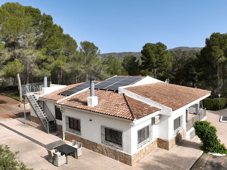 Property thumbnail 10