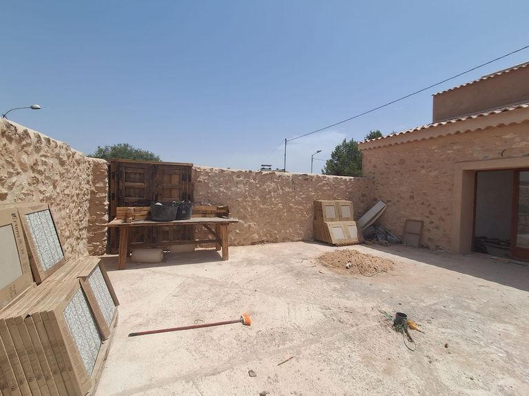 Property thumbnail 11