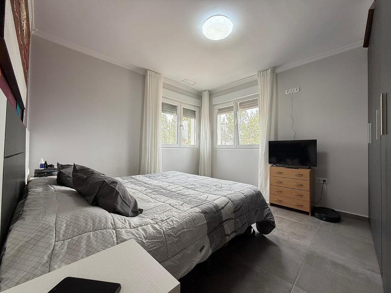 Property thumbnail 13