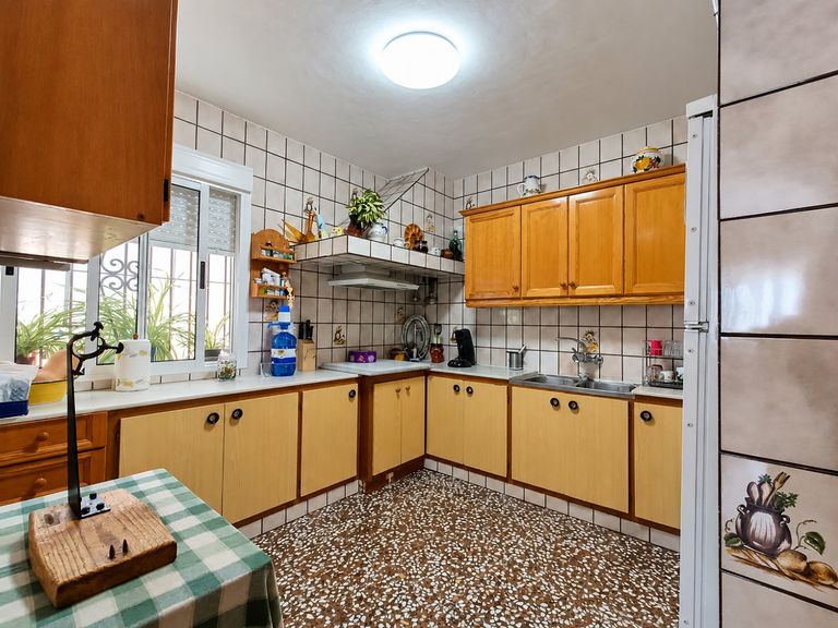 Property thumbnail 36