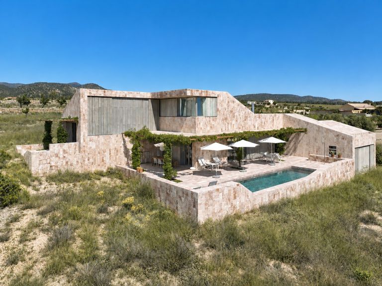 3 bedroom Detached Villa in Pinoso, Costa Blanca - Property IV711