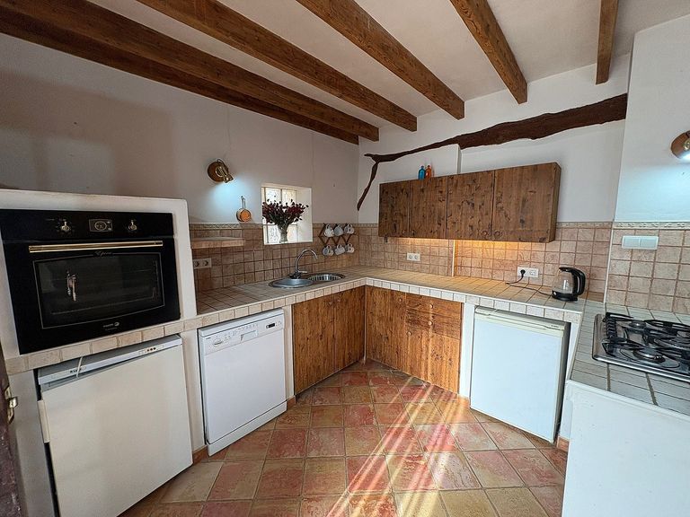 Property thumbnail 25