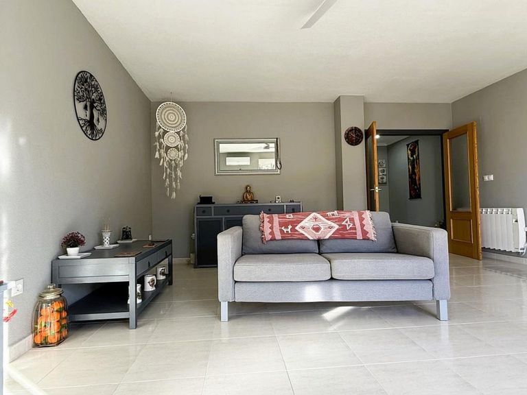 Property thumbnail 13