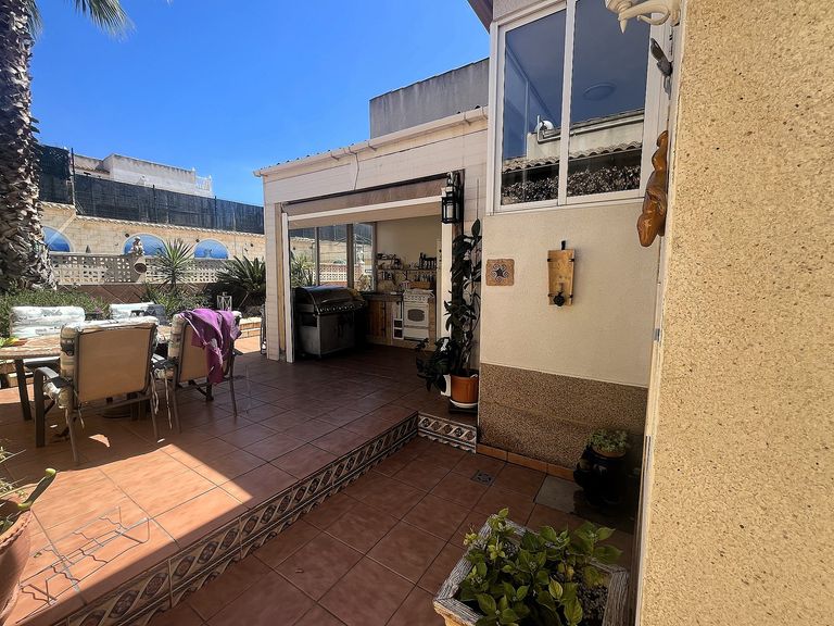 Property thumbnail 25