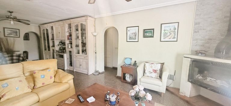 Property thumbnail 25