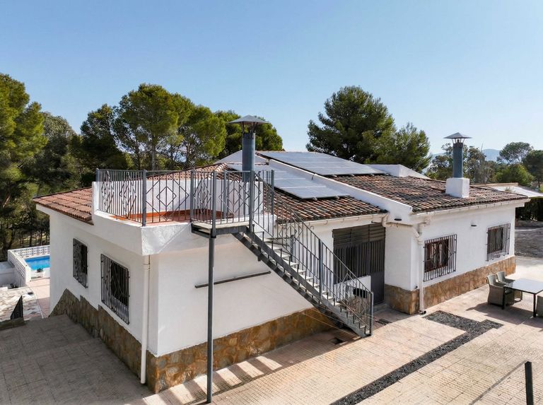 Property thumbnail 11
