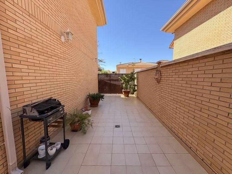 Property thumbnail 13