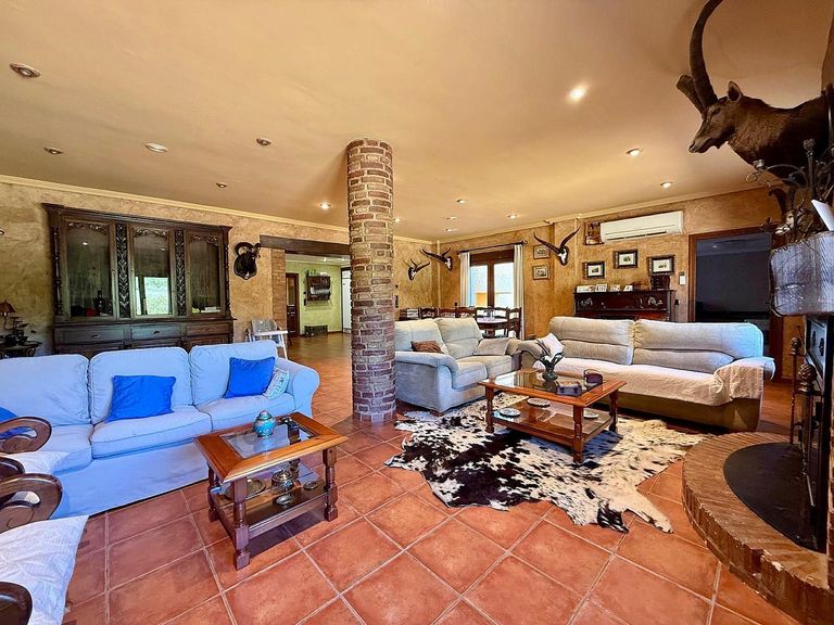 Property thumbnail 16