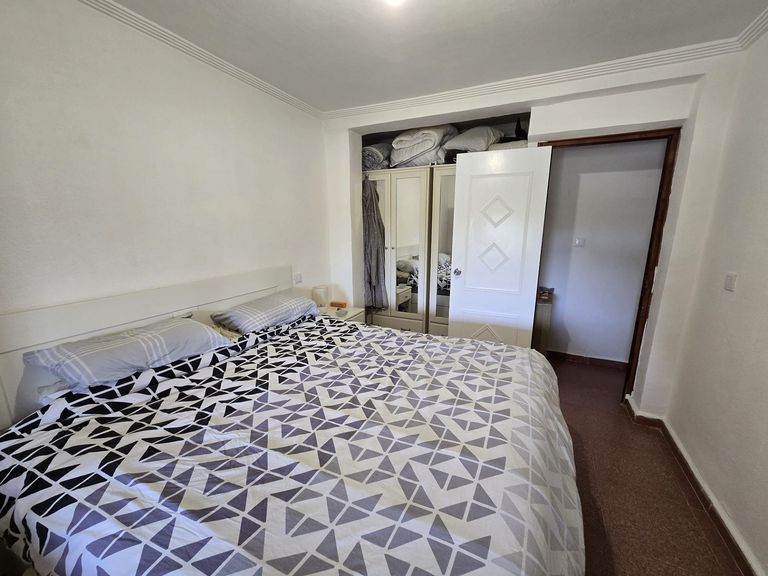 Property thumbnail 8