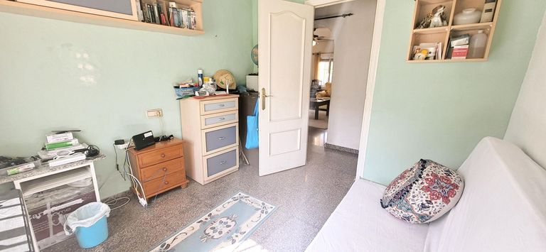 Property thumbnail 36