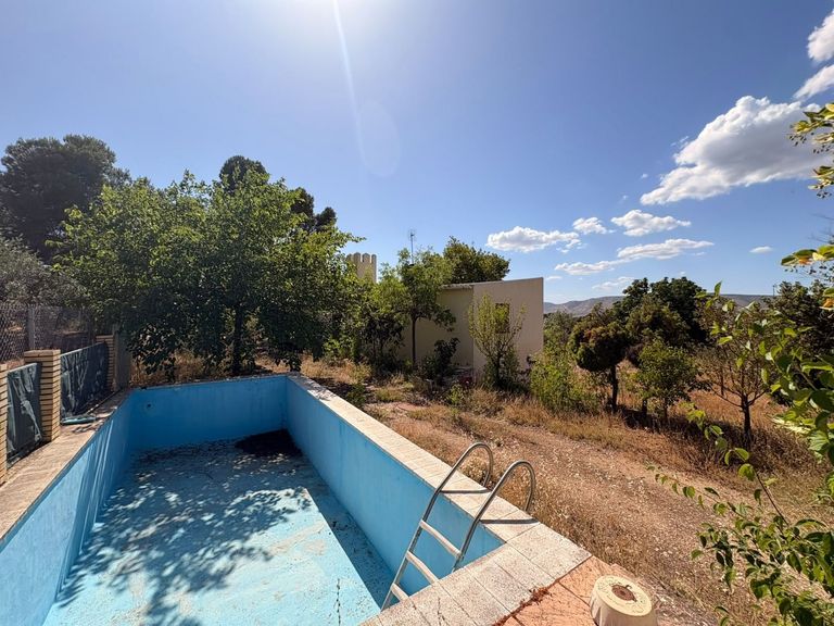 Property thumbnail 6