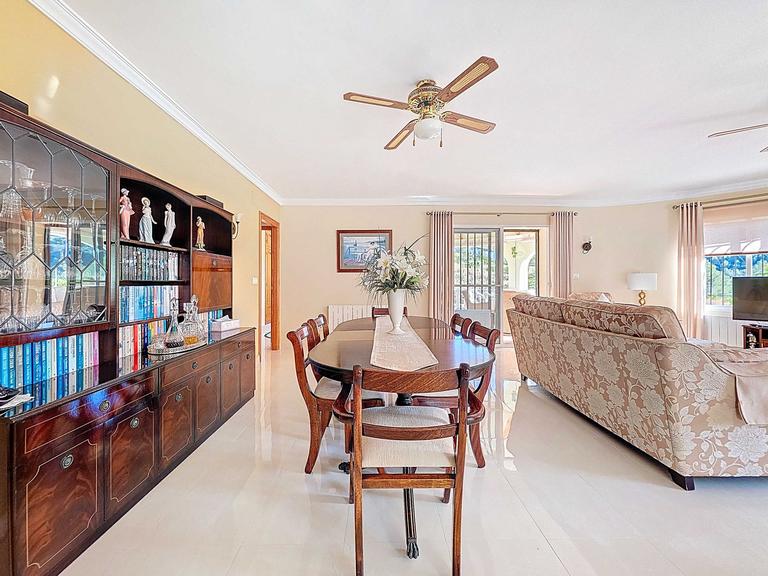 Property thumbnail 24