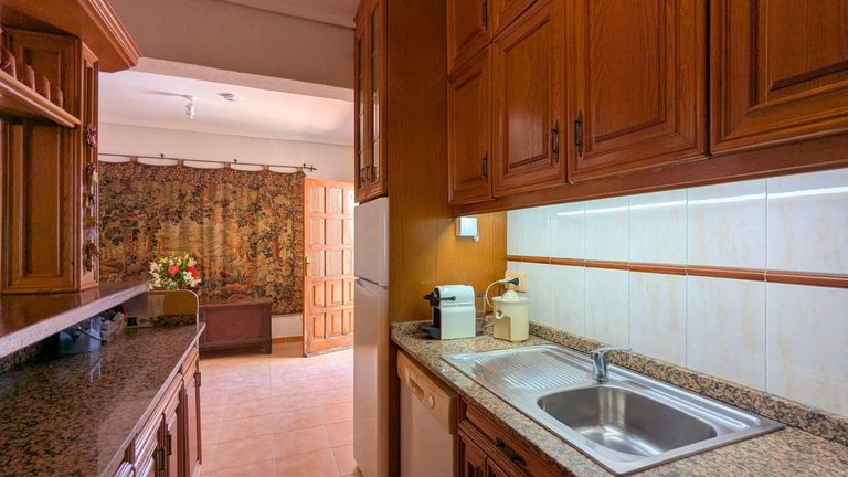 Property thumbnail 25