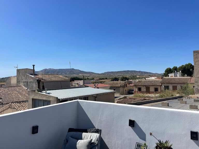 Property thumbnail 2