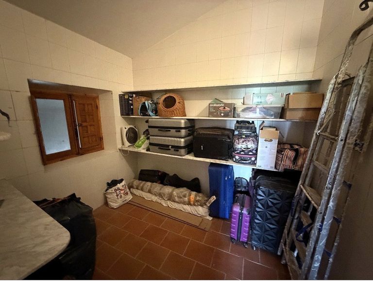 Property thumbnail 39