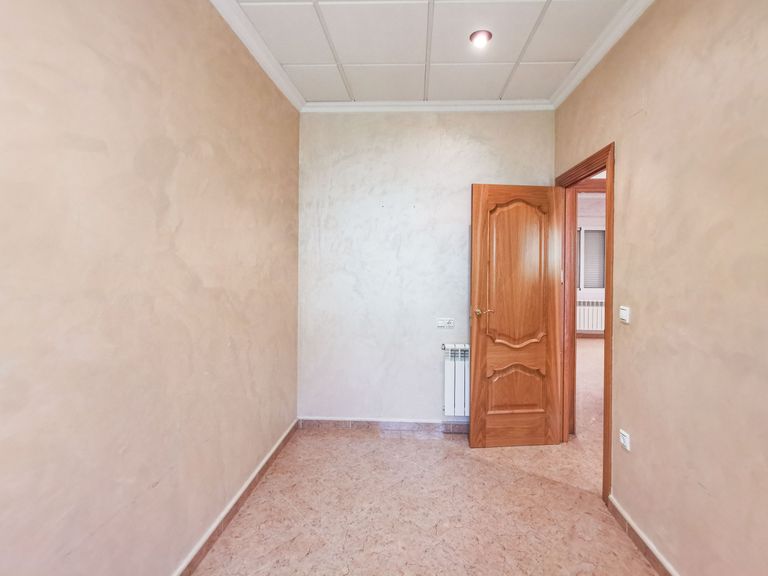 Property thumbnail 26