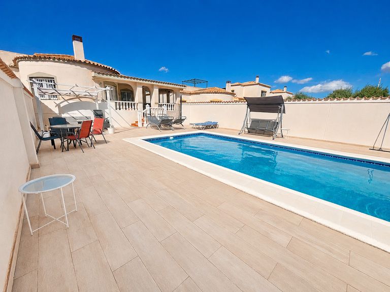 Property thumbnail 35