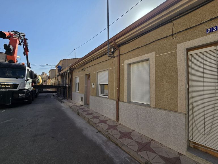 Property thumbnail 2