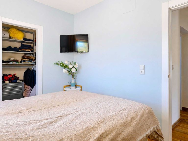 Property thumbnail 36