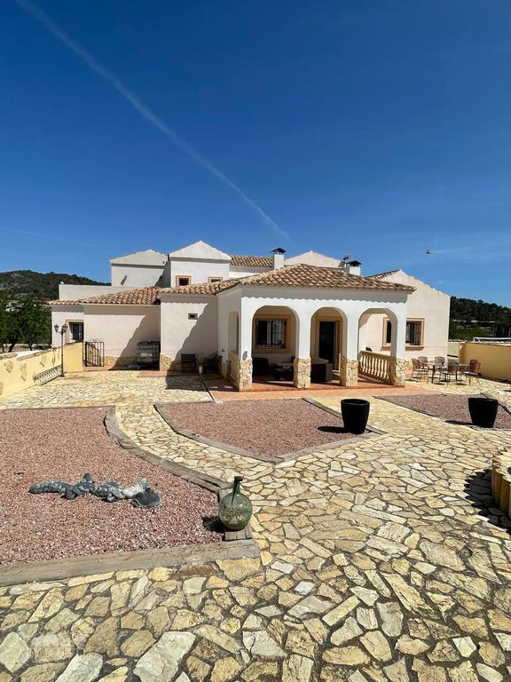 Property thumbnail 3