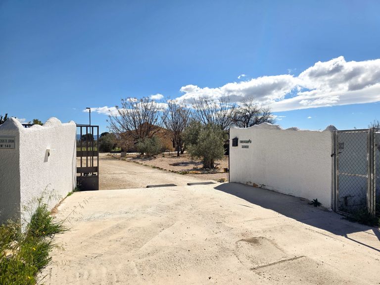 Property thumbnail 3