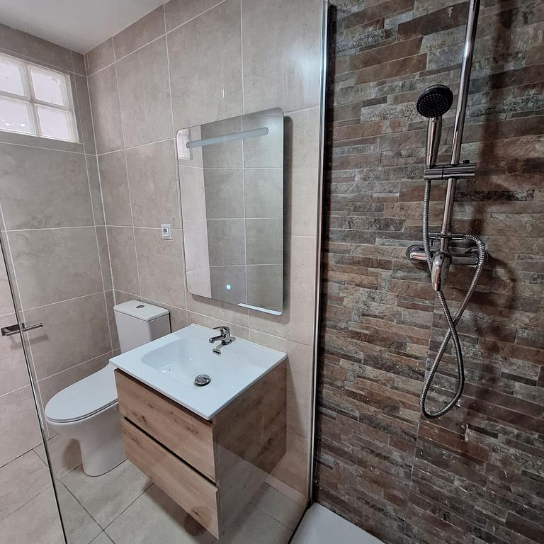 Property thumbnail 40