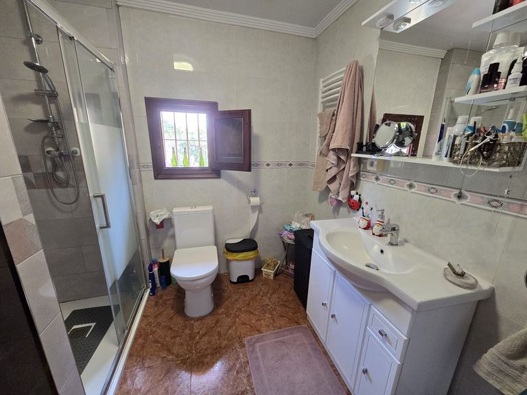Property thumbnail 33