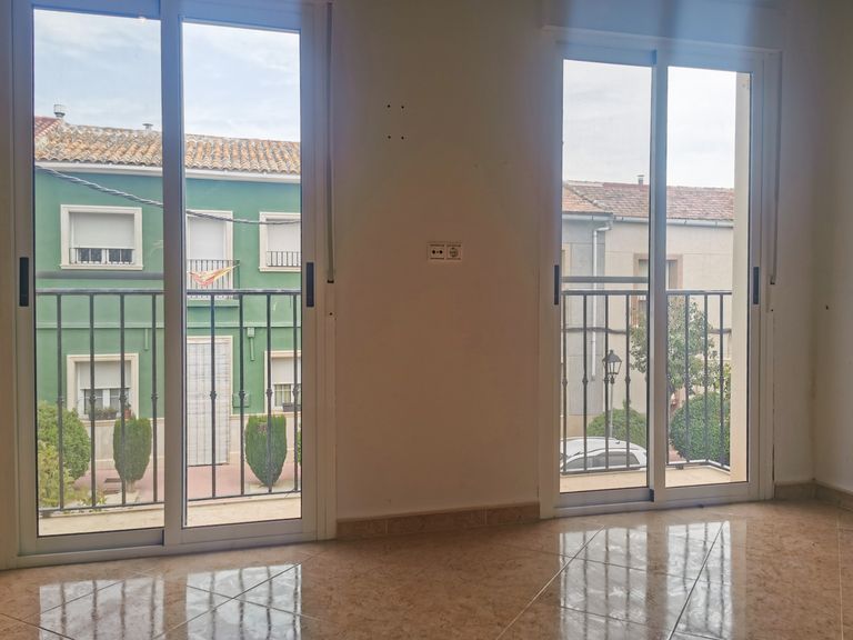 Property thumbnail 4