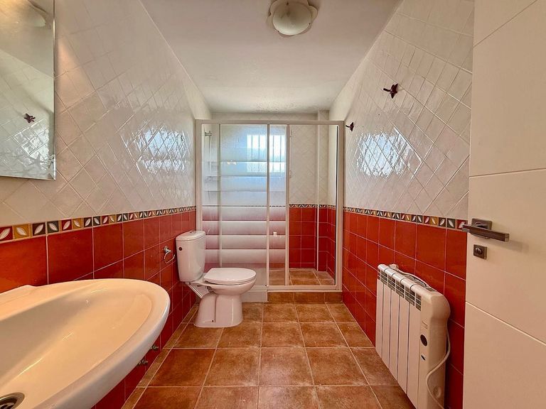 Property thumbnail 32