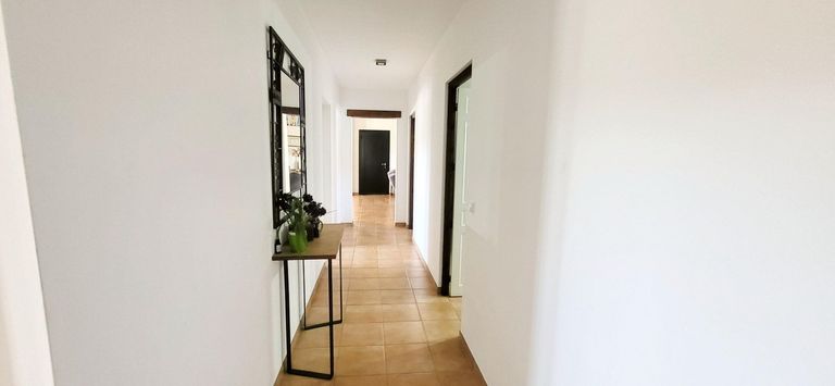 Property thumbnail 38