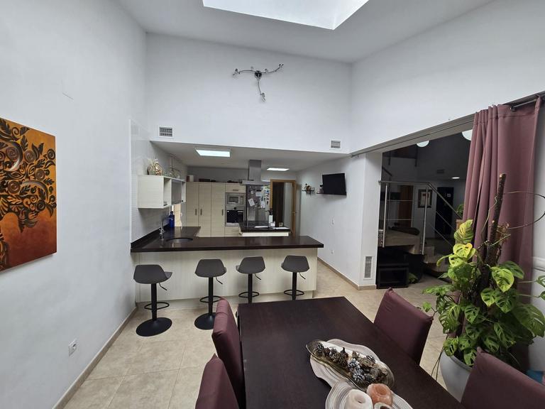 Property thumbnail 11