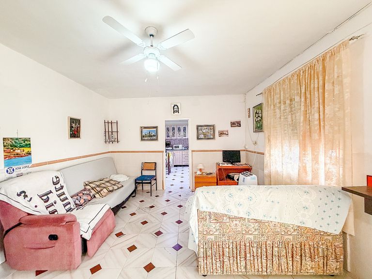 Property thumbnail 11