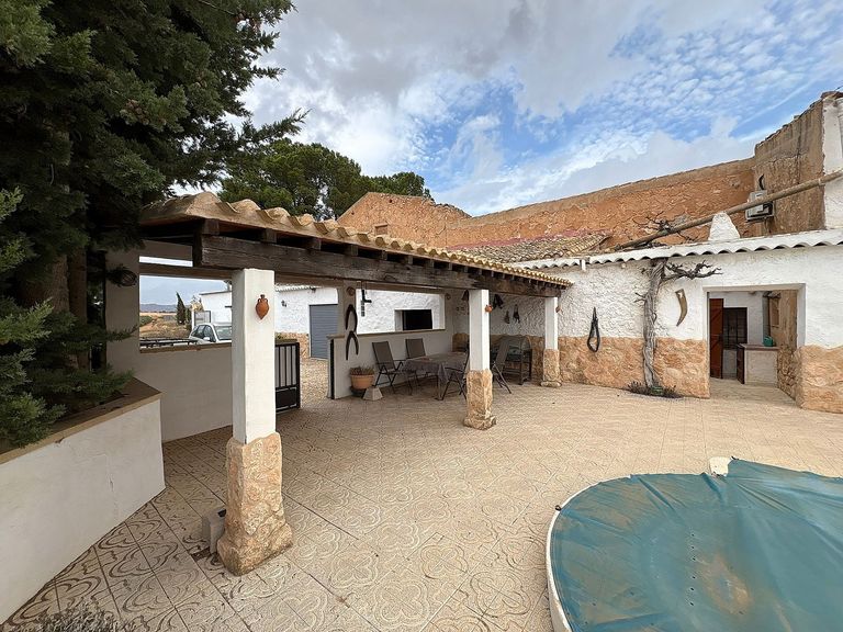 Property thumbnail 14