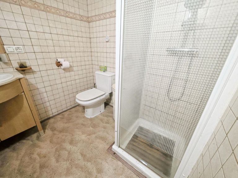 Property thumbnail 37