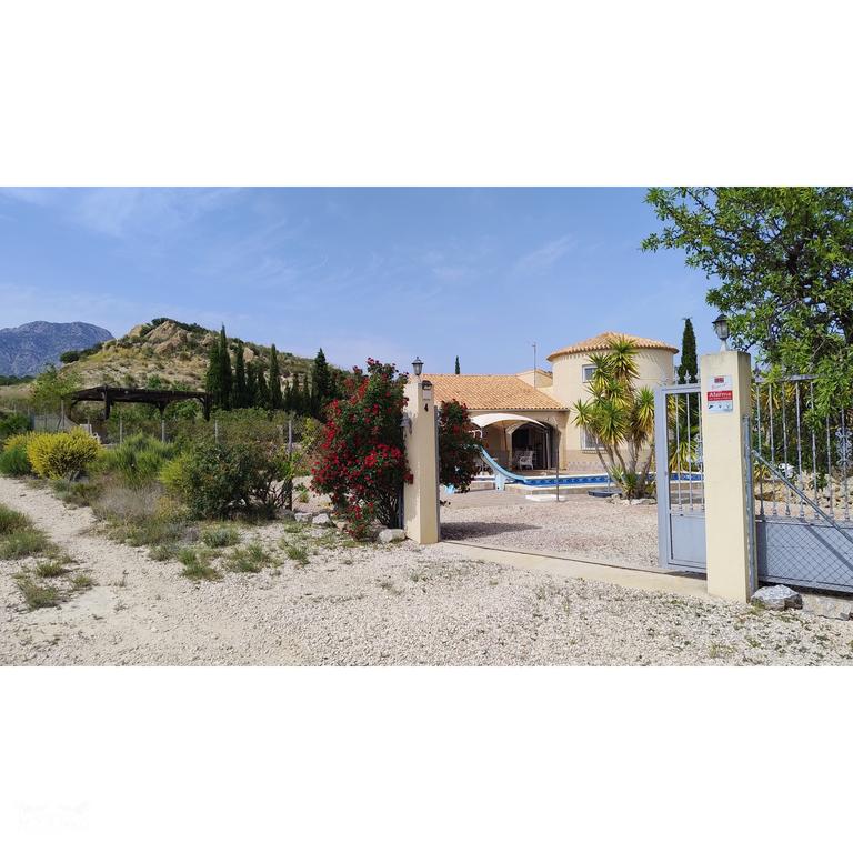 Property thumbnail 35
