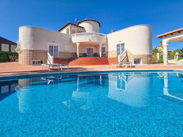 Property thumbnail 1