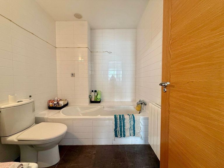 Property thumbnail 12